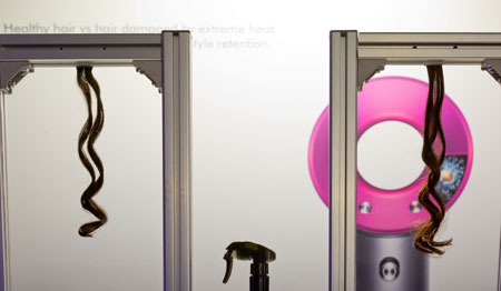 Dyson שפיתחה את מייבש השיער dyson supersonic ערכה סקר של טיפוח השיער קיץ 2018. 2426 - Dyson שפיתחה את מייבש השיער dyson supersonic ערכה סקר של טיפוח השיער קיץ 2018.
