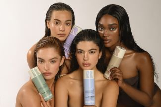 התחדשות אביבית: הטרנדים החמים במוצרי טיפוח, בשמים ואיפור לחודש מרץ 2025. ALFA 206 - התחדשות אביבית: הטרנדים החמים במוצרי טיפוח, בשמים ואיפור לחודש מרץ 2025.